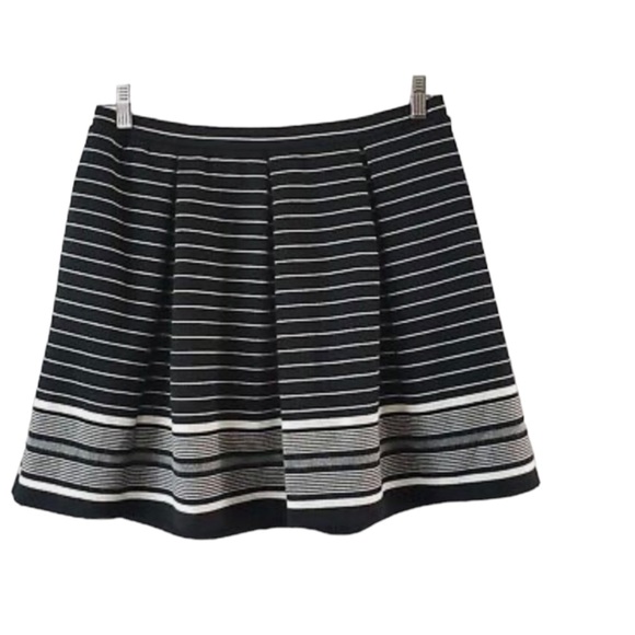 MAX STUDIO PLEATED STRIPED PULL ON SKIRT SIZE LARGE - Picture 2 of 12